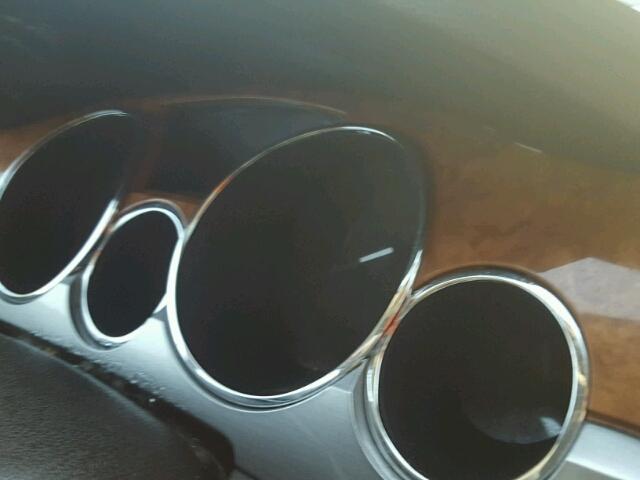 5GAKRCED8CJ420794 - 2012 BUICK ENCLAVE WHITE photo 8