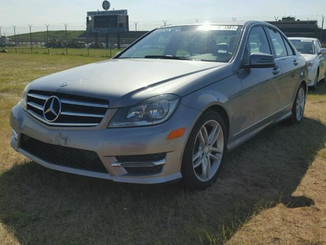 WDDGF4HB5EG257105 - 2014 MERCEDES-BENZ C250 GRAY photo 2