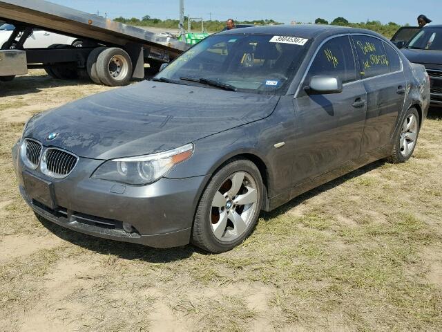 WBANE73537CM56541 - 2007 BMW 530 GRAY photo 2