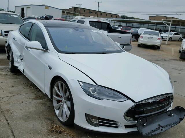 5YJSA1H48FF093282 - 2015 TESLA MODEL S P8 WHITE photo 1