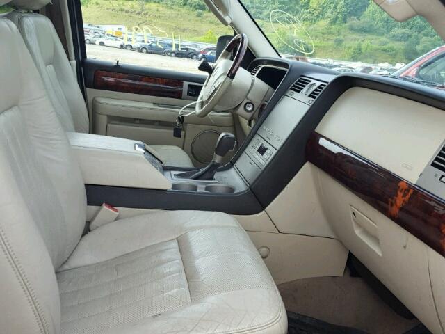 5LMFU28R03LJ10300 - 2003 LINCOLN NAVIGATOR 棕色 照片 5