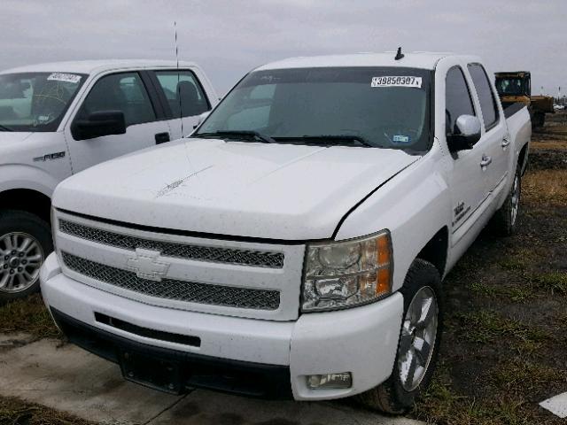 3GCEC23019G150969 - 2009 CHEVROLET SILVERADO WHITE photo 2