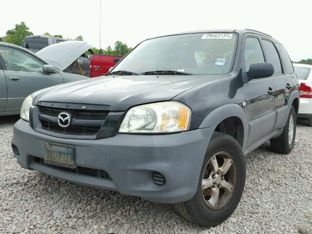 4F2YZ02Z06KM11139 - 2006 MAZDA TRIBUTE I BLACK photo 2