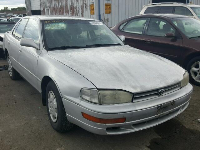 4T1SK12E5NU094275 - 1992 TOYOTA CAMRY SILVER photo 1