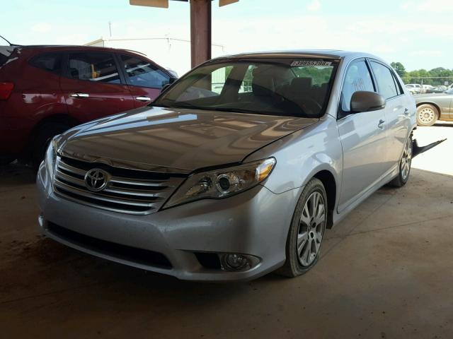 4T1BK3DB6BU404959 - 2011 TOYOTA AVALON BAS Gümüş foto 2
