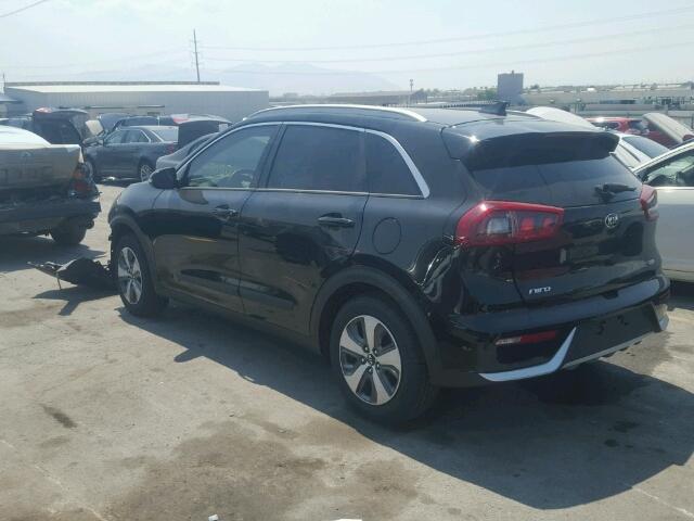 KNDCC3LC2J5144780 - 2018 KIA NIRO EX BLACK photo 3