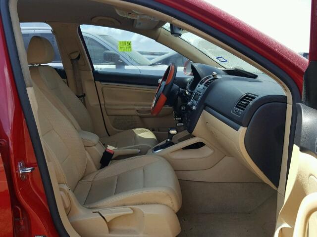 3VWRF71K37M027132 - 2007 VOLKSWAGEN JETTA 2.5 RED photo 5