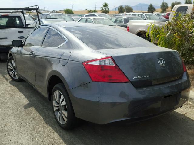 1HGCS12378A015865 - 2008 HONDA ACCORD LX- GRAY photo 3