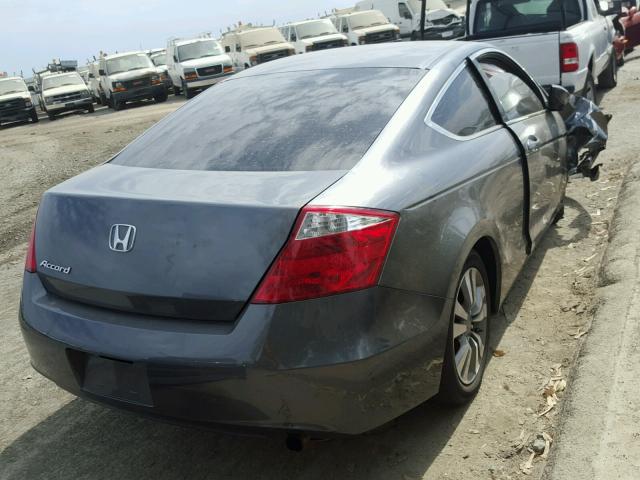 1HGCS12378A015865 - 2008 HONDA ACCORD LX- GRAY photo 4