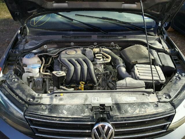 3VW2K7AJ0FM416569 - 2015 VOLKSWAGEN JETTA BASE GRAY photo 7