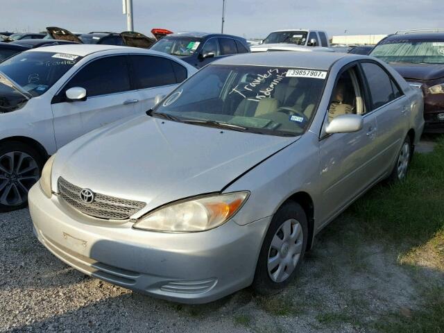 4T1BE32K33U770017 - 2003 TOYOTA CAMRY LE SILVER photo 2