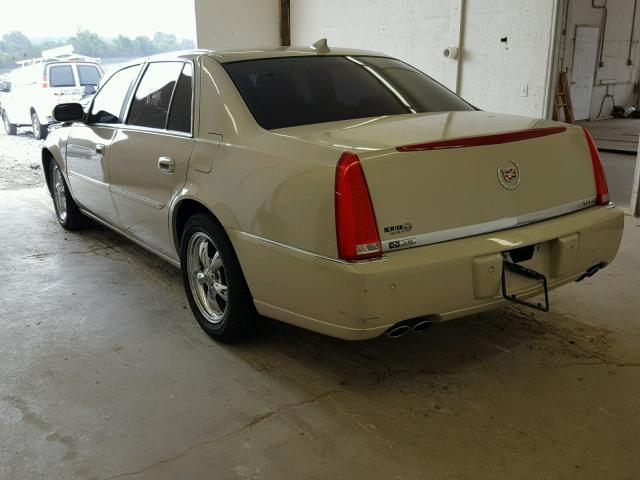 1G6KH5E67BU112191 - 2011 CADILLAC DTS PREMIU CREAM photo 3