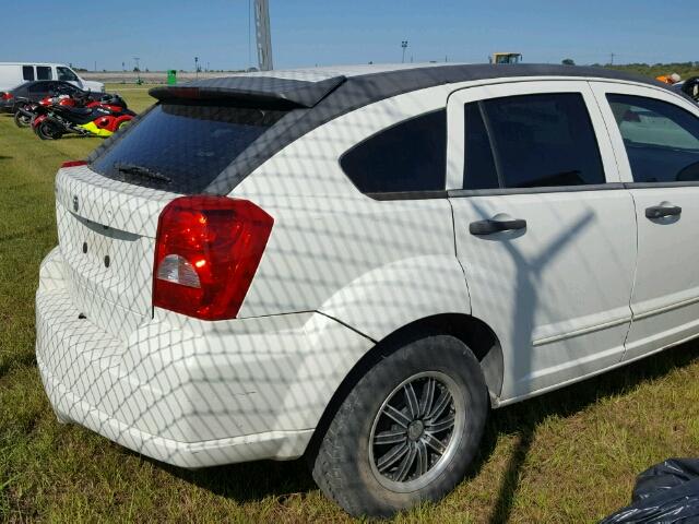 1B3HB28B07D231872 - 2007 DODGE CALIBER WHITE photo 4