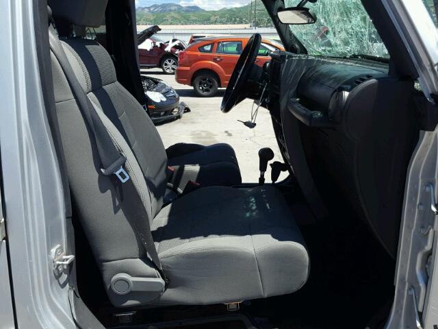 1J4GA59187L190329 - 2007 JEEP WRANGLER S ვერცხლისფერი ფოტო 5