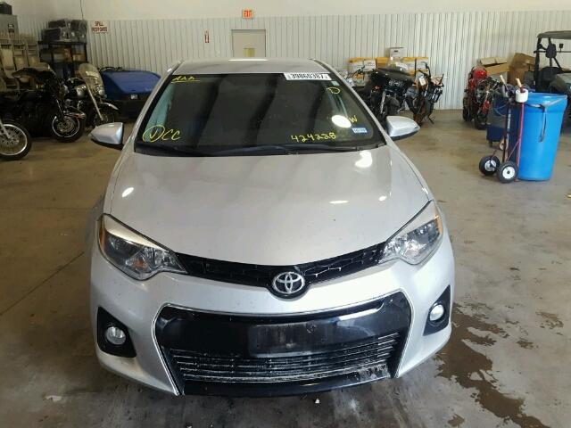 5YFBURHE9GP424228 - 2016 TOYOTA COROLLA L SILVER photo 9