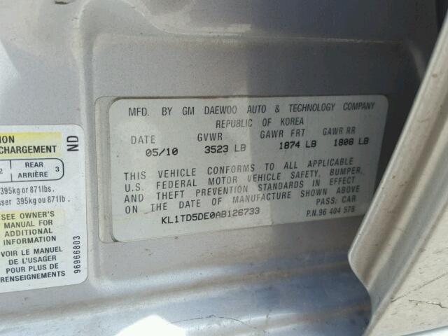 KL1TD5DE0AB126733 - 2010 CHEVROLET AVEO LS SILVER photo 10