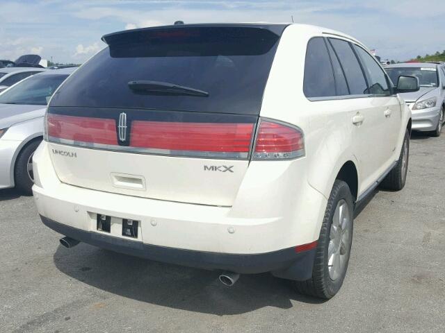 2LMDU88C27BJ05599 - 2007 LINCOLN MKX CREAM photo 4