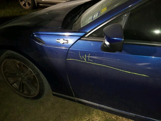 JF1ZNAA10D2724549 - 2013 TOYOTA SCION FR-S ლურჯი ფოტო 9