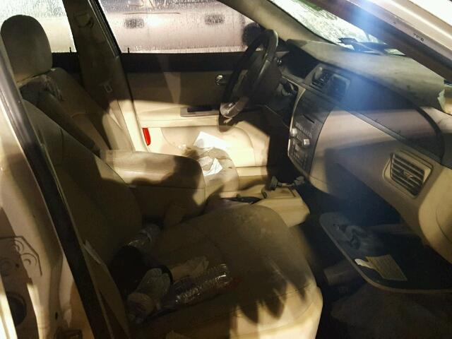 2G4WD582781247688 - 2008 BUICK LACROSSE C WHITE photo 5