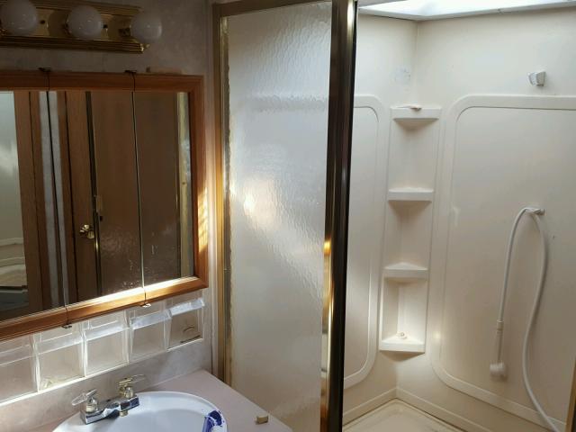 4YDF32525Y4051793 - 2000 KEYSTONE MONTANA WHITE photo 6