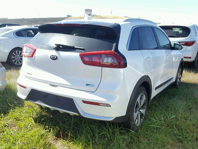 KNDCB3LC5H5052821 - 2017 KIA NIRO WHITE photo 4