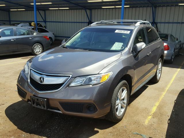 5J8TB4H3XDL011428 - 2013 ACURA RDX BASE GRAY photo 2