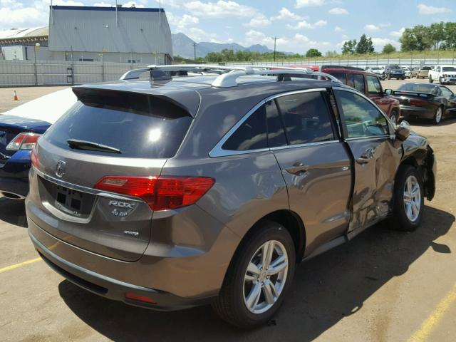 5J8TB4H3XDL011428 - 2013 ACURA RDX BASE GRAY photo 4