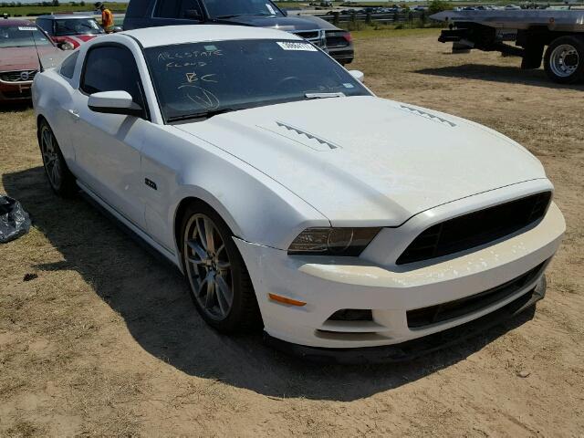 1ZVBP8CF5E5330940 - 2014 FORD MUSTANG WHITE photo 2