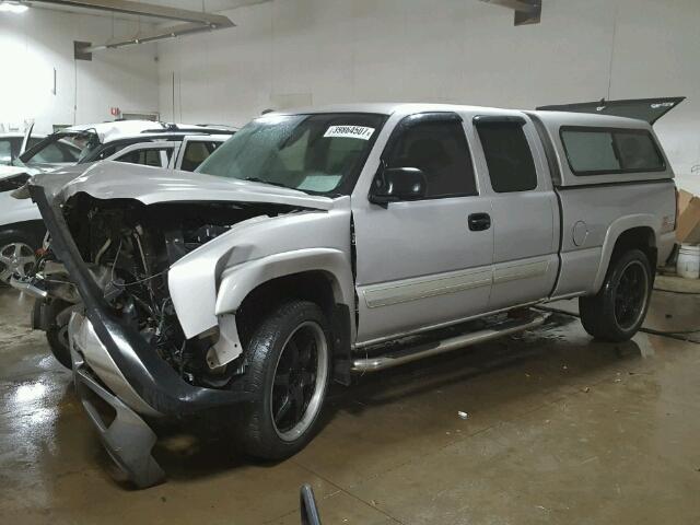 2GCEK19T141329741 - 2004 CHEVROLET SILVERADO TAN photo 2