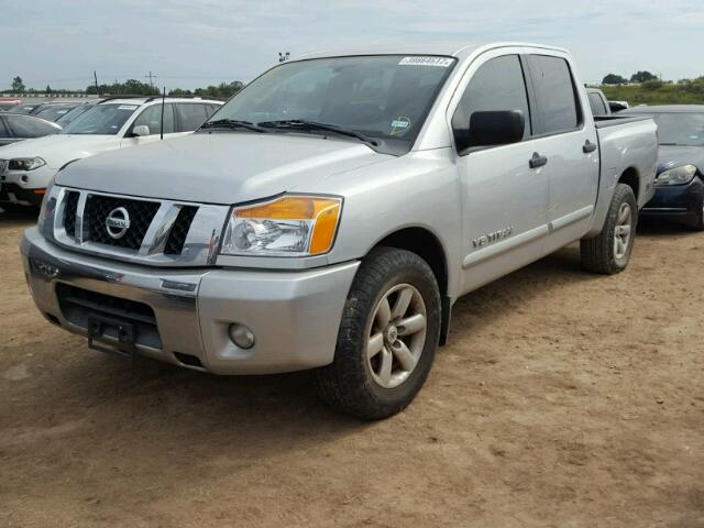 1N6BA0ED7AN320094 - 2010 NISSAN TITAN SILVER photo 2