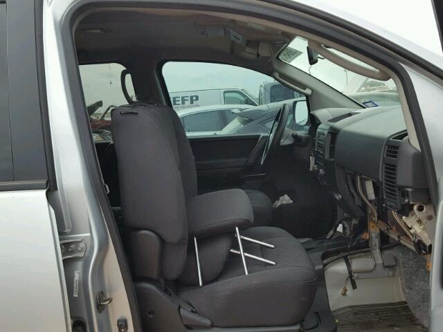 1N6BA0ED7AN320094 - 2010 NISSAN TITAN SILVER photo 5