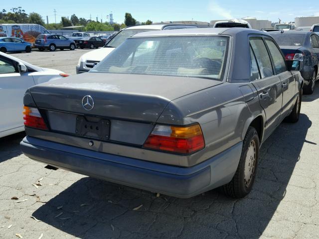 WDBEA30DXGA197107 - 1986 MERCEDES-BENZ 300 GRAY photo 4