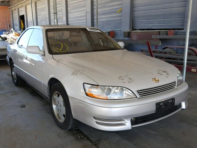 JT8GK13T2R0059857 - 1994 LEXUS ES 300 WHITE photo 1