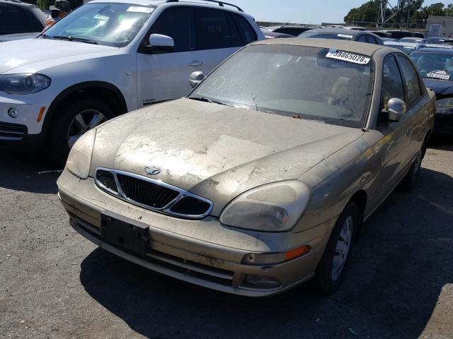 KLAJB52Z4YK512178 - 2000 DAEWOO NUBIRA CDX 金色 照片 2