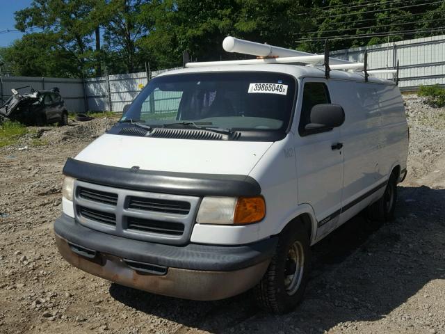 2B7HB11Y0WK103112 - 1998 DODGE RAM VAN B1 WHITE photo 2