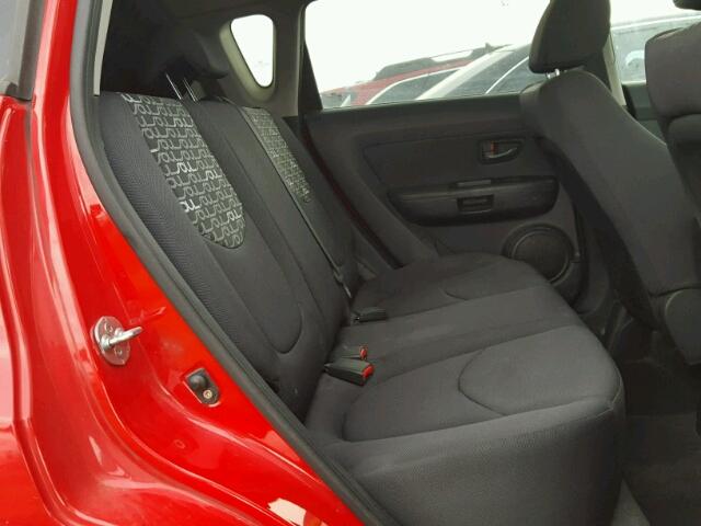 KNDJT2A27B7212248 - 2011 KIA SOUL + RED photo 6