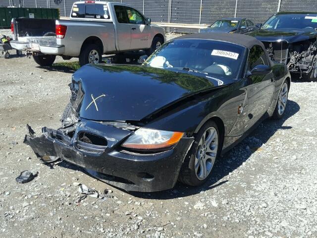 4USBT53504LT26111 - 2004 BMW Z4 3.0 BLACK photo 2