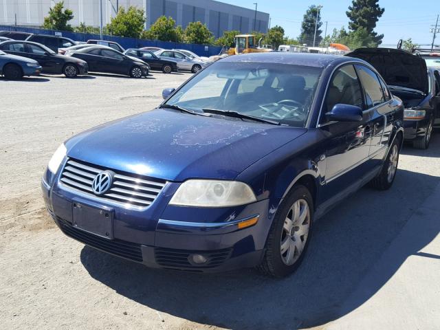 WVWRH63B62P047558 - 2002 VOLKSWAGEN PASSAT GLX 蓝色 照片 2