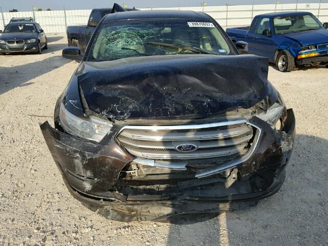 1FAHP2E89DG229501 - 2013 FORD TAURUS SEL BROWN photo 9