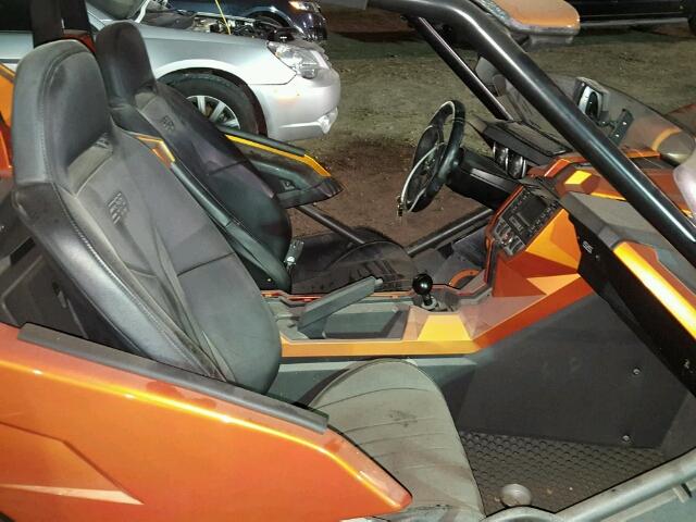 57XAAPFA2G5106898 - 2016 POLARIS SLINGSHOT ORANGE photo 5