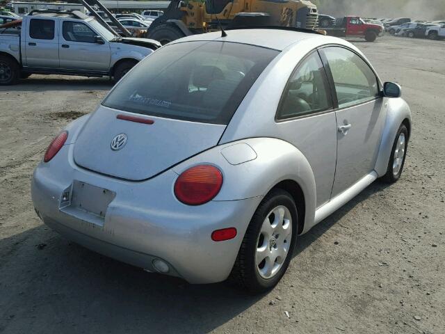 3VWCK21C02M453558 - 2002 VOLKSWAGEN NEW BEETLE SILVER photo 4