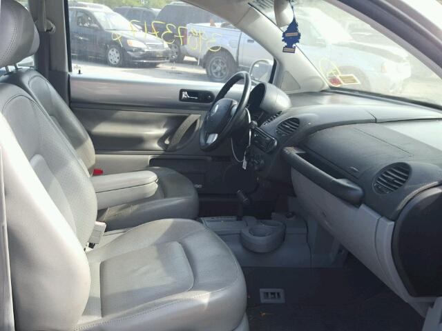 3VWCK21C02M453558 - 2002 VOLKSWAGEN NEW BEETLE ვერცხლისფერი ფოტო 5