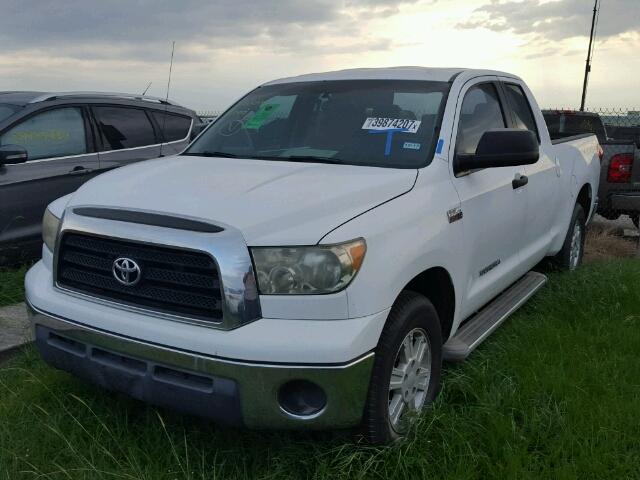 5TFRV54108X041739 - 2008 TOYOTA TUNDRA DOU WHITE photo 2