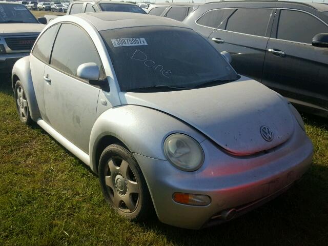 3VWDD21C5YM420563 - 2000 VOLKSWAGEN NEW BEETLE 银色 照片 1