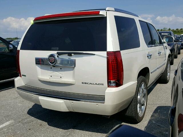 1GYUCCEF4AR199486 - 2010 CADILLAC ESCALADE CREAM photo 4