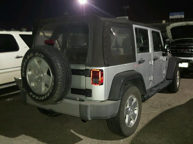 1J4GB39139L705368 - 2009 JEEP WRANGLER U SILVER photo 4