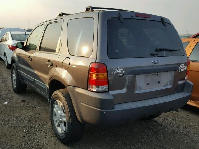 1FMYU93133KD97174 - 2003 FORD ESCAPE XLT GRAY photo 3