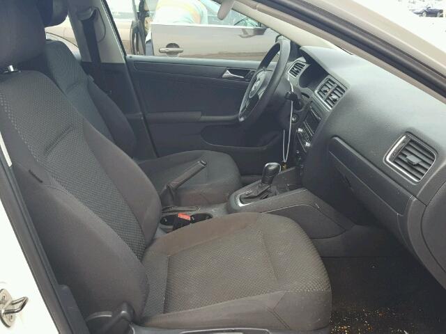 3VW2K7AJ5CM320691 - 2012 VOLKSWAGEN JETTA BASE Սպիտակ լուսանկար 5