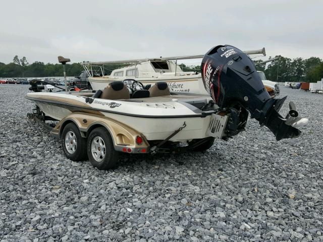 RNG7T012L506 - 2006 LAND ROVER BOAT WHITE photo 3