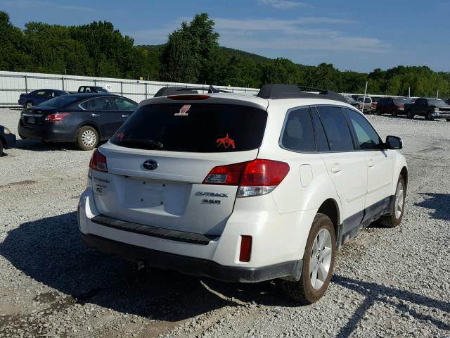 4S4BRDMCXE2323361 - 2014 SUBARU OUTBACK 3. WHITE photo 4